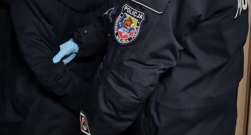 Para z Łomży razem kradła w sklepach. Oboje trafili za kratki