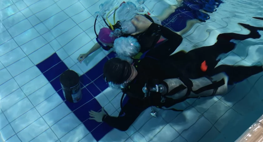 Pomaganie przez nurkowanie dla WOŚP w łomżyńskim Parku Wodnym [VIDEO i FOTO]