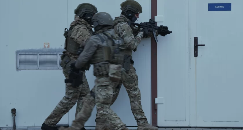 Atak i zajęcie tłoczni gazu. Akcja odbijania zakładników przez policyjnych kontrterrorystów