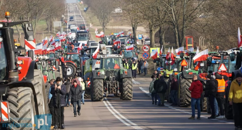 Strajk rolników trwa. Jutro blokada drogi w Marianowie