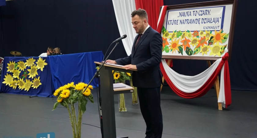 Nauczycielskie podwyżki już od marca