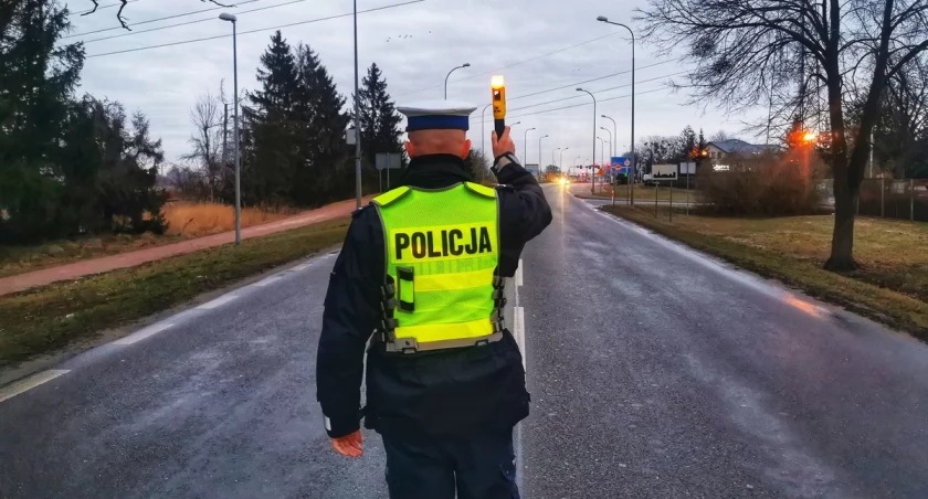 Nietrzeźwi i bez uprawnień. Zatrzymano 3 kierowców