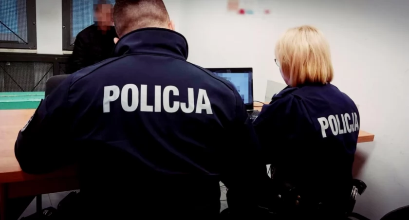 Poszukiwany sam zgłosił się na policję