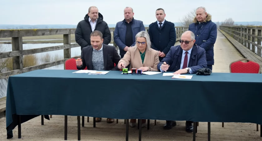  Nowy kompozytowy most w Bronowie