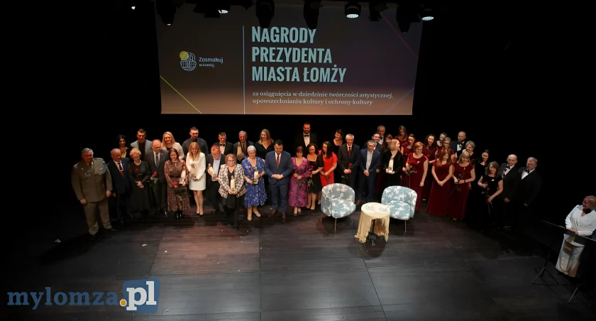 Łomża: Środowisko kultury z prezydenckimi nagrodami [VIDEO i FOTO]