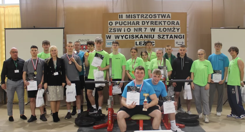 Znamy najlepszych w wyciskaniu sztangi. Sebastian Rosiński wygrał (zdjęcia)