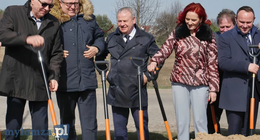 Najszybsze połączenie z  Łomży do Białegostoku. Dwa lata oczekiwania na nową drogę do Mężenina [VIDEO i FOTO]