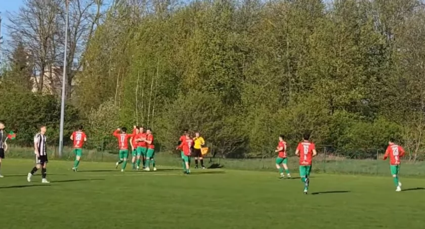 KS Śniadowo. Wreszcie! Hat-trick Dzwonkowskiego