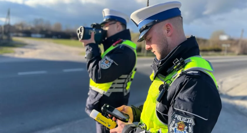 Kierowco miej się na baczności! Policja prowadzi wzmożone kontrole prędkości