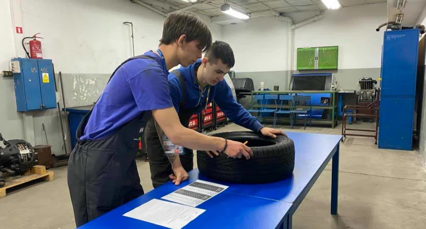 Konkurs ,,Najlepszy w zawodzie mechanik pojazdów samochodowych