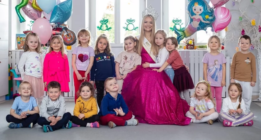 Julia Jakubiak: Młoda miss z wielkim sercem dla dzieci [FOTO]