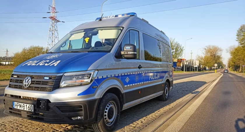 Policja zatrzymała wczoraj dwóch kierowców pod wpływem alkoholu. Nie był to trzeźwy poniedziałek