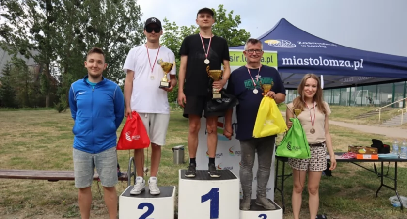 Galanek przed Rzyczkowskim i Dziekońskim