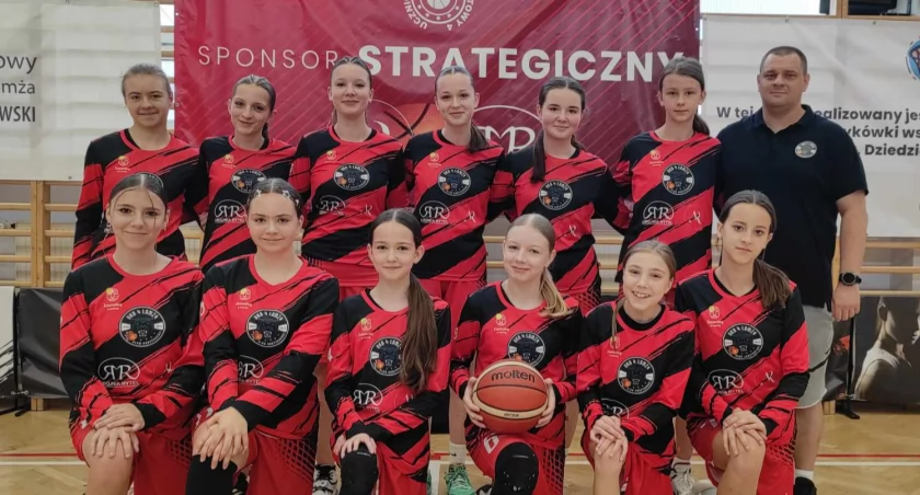 Ekipa Piotrowskiego znów wygrała