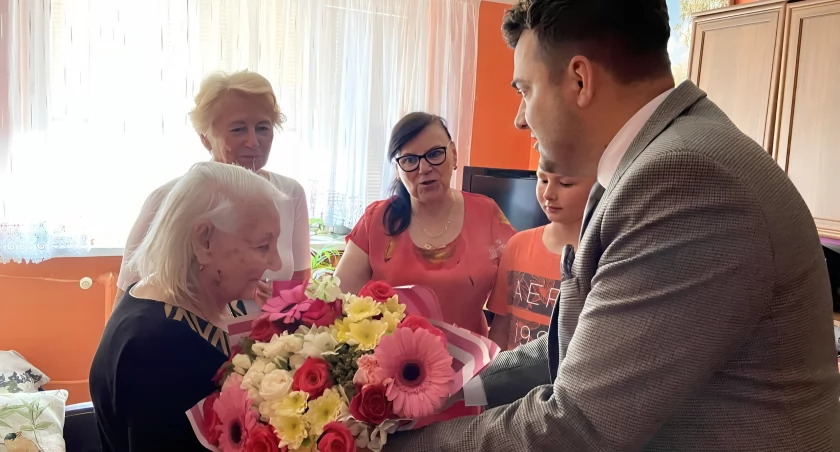 W ubiegłą niedzielę mieszkanka Łomży ukończyła 100 lat 