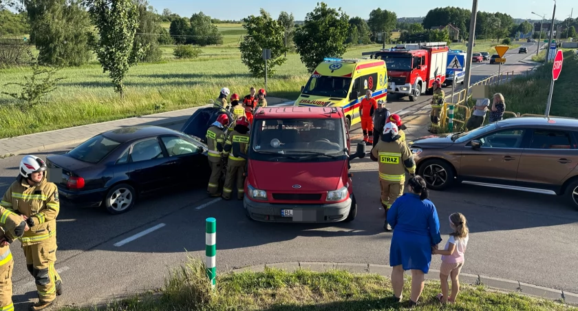 Zderzenie trzech aut w Piątnicy [FOTO]
