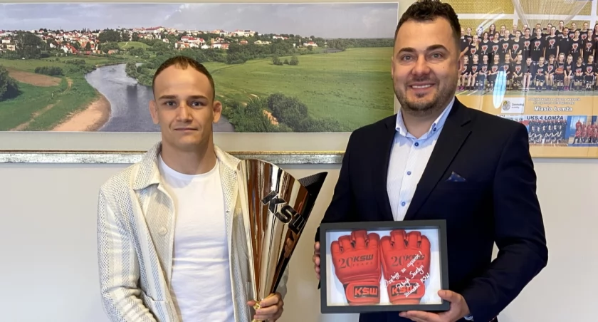 Chrzanowski ma rękawice mistrza. Wiemy, co z nimi zrobi