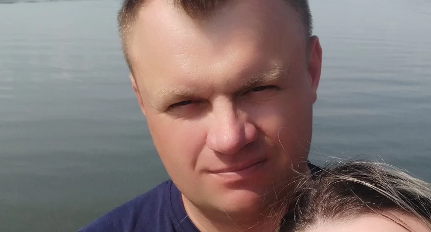 Kilkudziesięciu policjantów i strażaków poszukuje zaginionego mieszkańca Kramkowa. Trwa walka z czasem