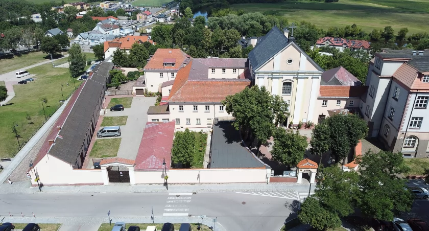Milion złotych dla klasztoru kapucynów w Łomży [VIDEO]