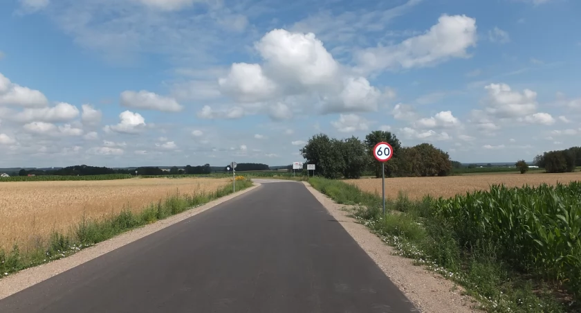 Zakończenie remontu drogi powiatowej nr 1829B Romany do DW 648