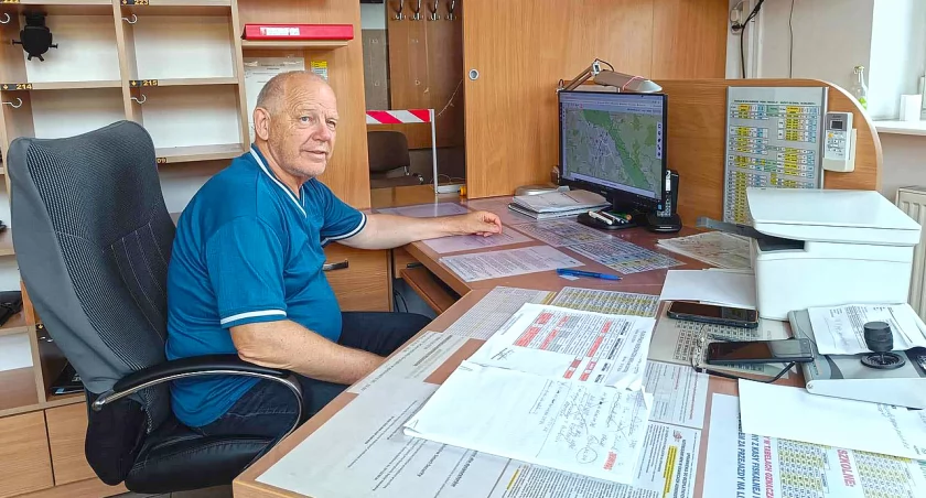 Legendarny mechanik i dyspozytor: Krzysztof Prusiński obchodzi jubileusz 50-lecia pracy w MPK Łomża