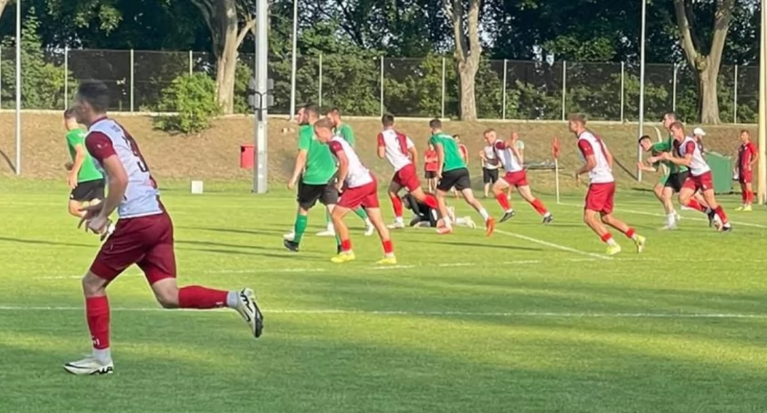 ŁKS Łomża nie dał szans KS-owi Śniadowo