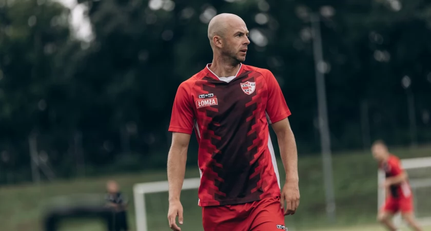 Wenger na kolejne 12 miesięcy
