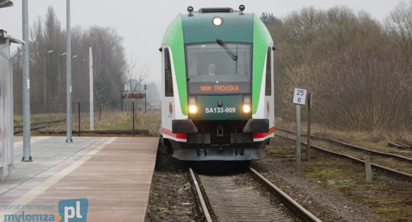 Niespełna 100 pasażerów dziennie. Sukces reaktywacji kolejowego połączenia Białystok - Ostrołęka?