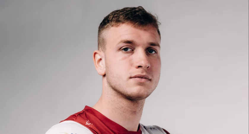ŁKS Łomża. Hubert na dłużej