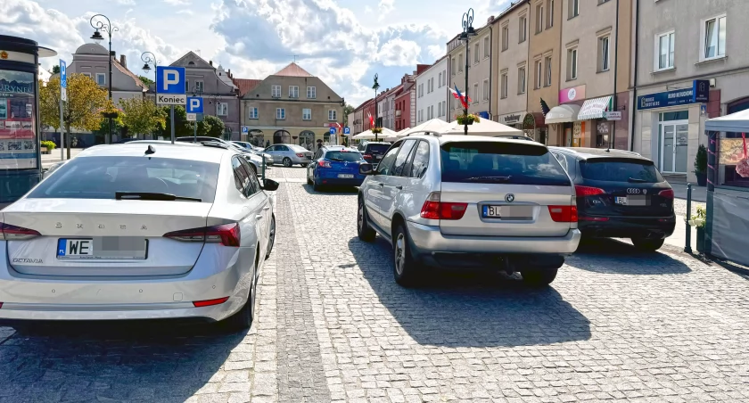 Łomża przywróci strefy płatnego parkowania. To bardzo ambitny plan!