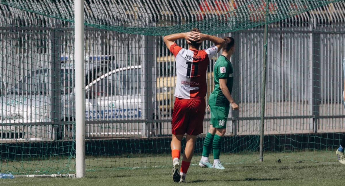 ŁKS Łomża. Kartka za kartką. Krótki mecz Bielki