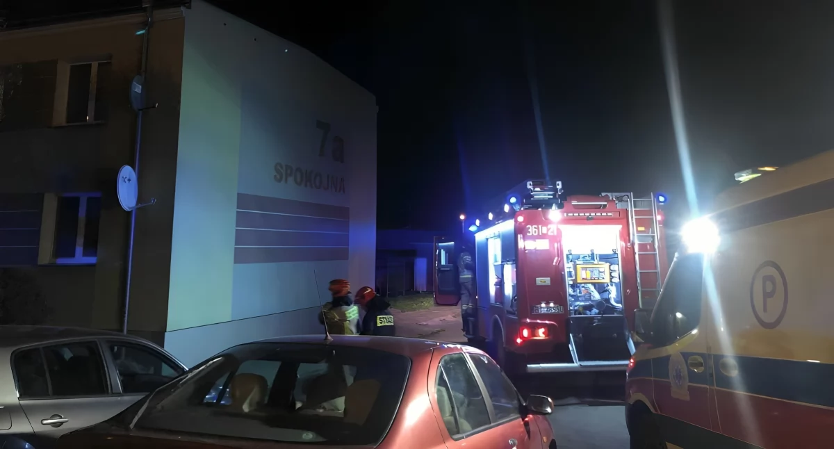 Nocny wypadek w Łomży: Zagadka partnera 32-latki, która wypadła z okna