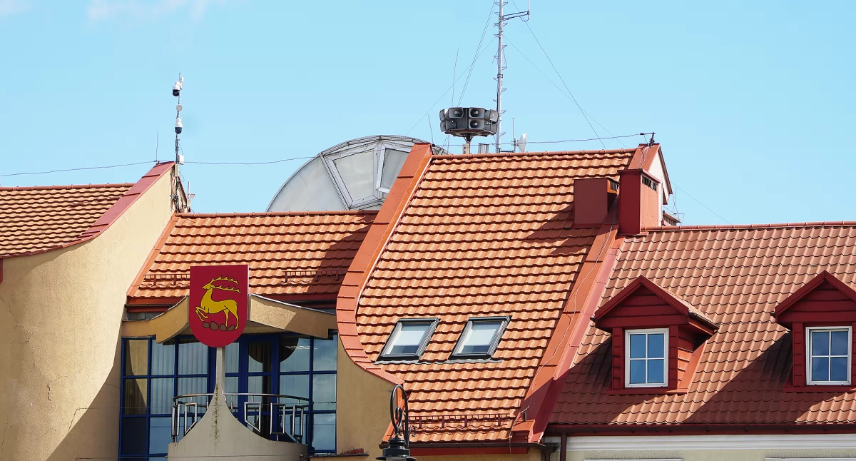 Nowa syrena alarmowa na budynku Urzędu Miejskiego. Jutro będzie test!