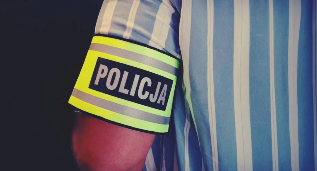 Poszukiwany wpadł, bo jego styl jazdy zaniepokoił policjantów