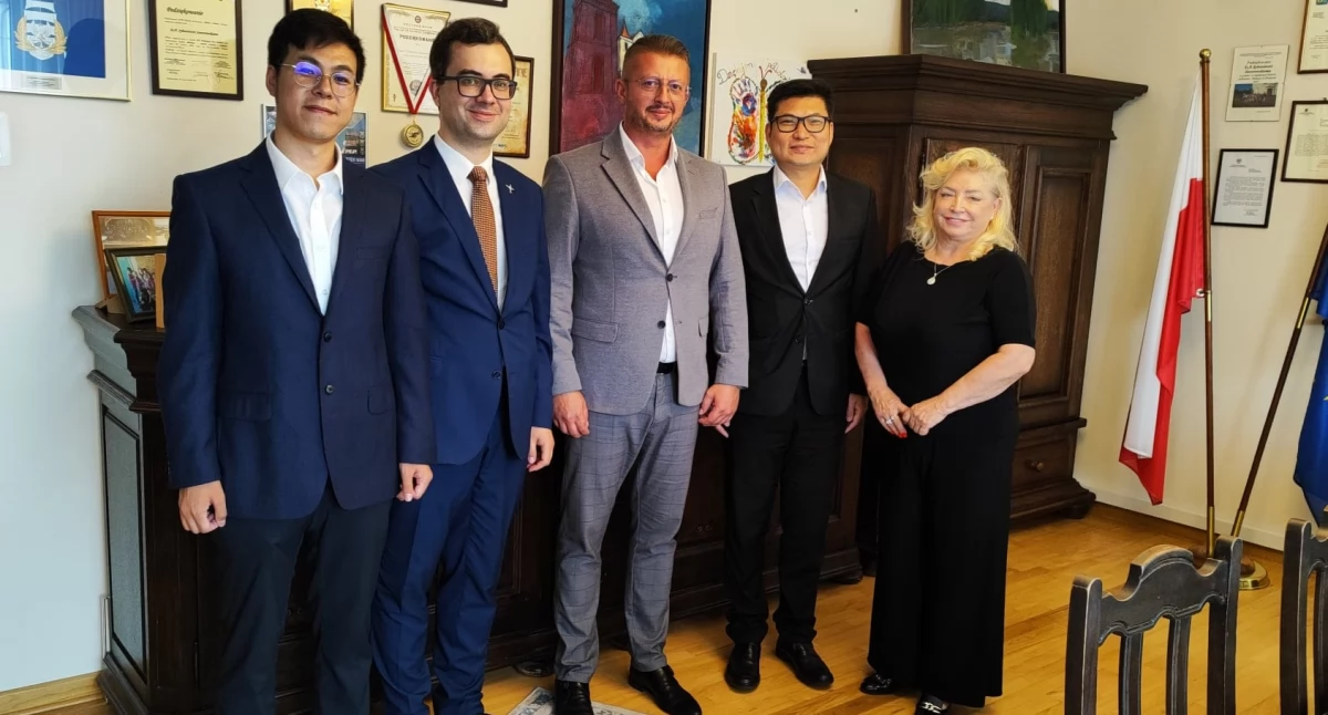 Czy Chińscy inwestorzy zbudują nam lotnisko marzeń?