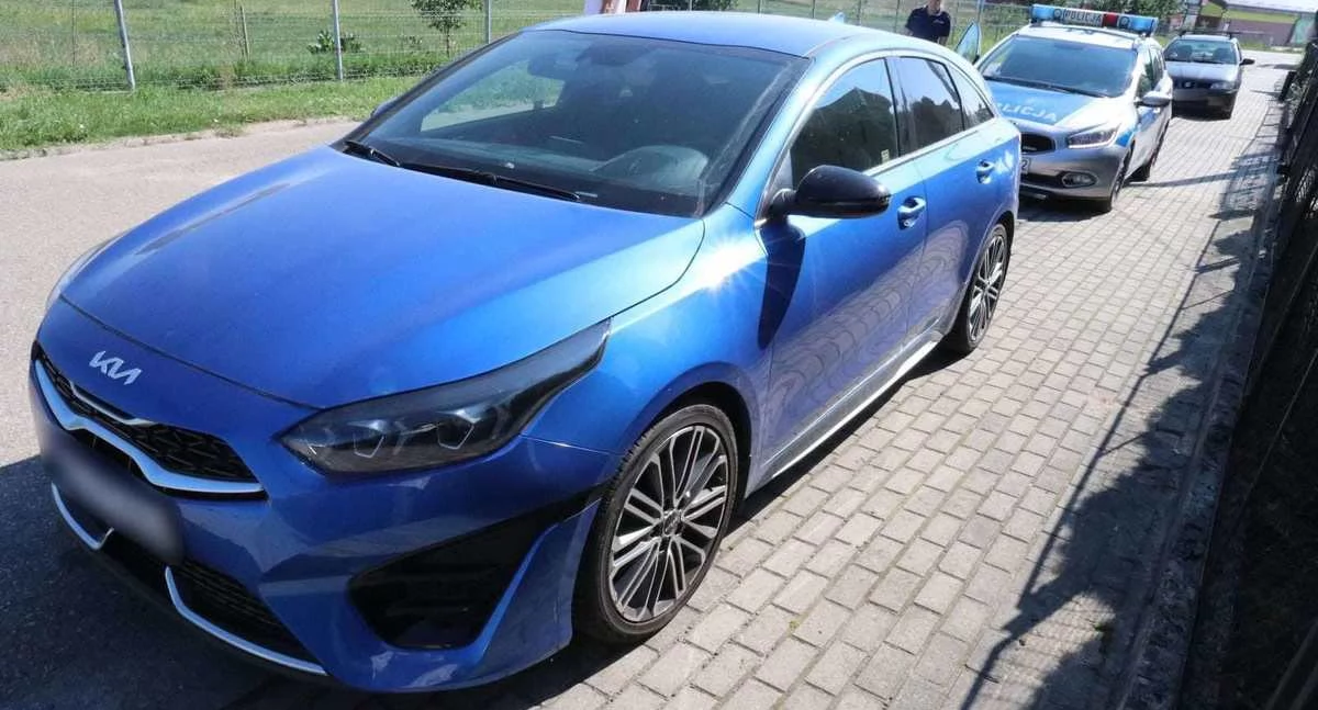 Dzielnicowy odzyskał skradzione auto! [FOTO]