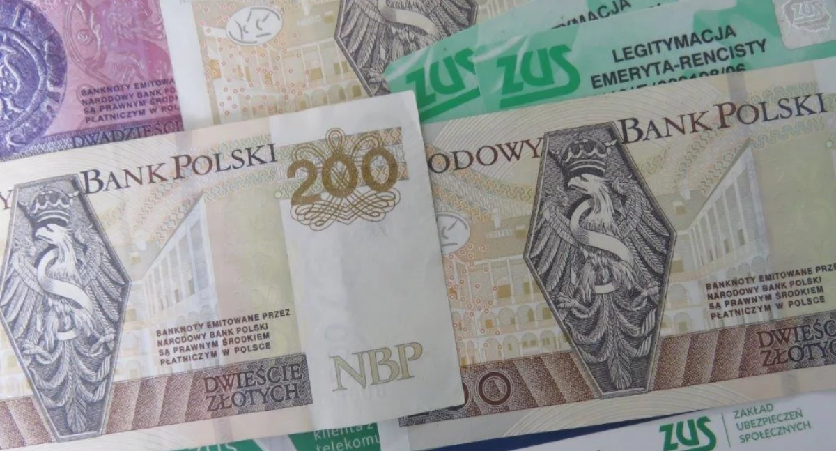 Niemal 121 tys. osób w regionie otrzymało już czternastą emeryturę