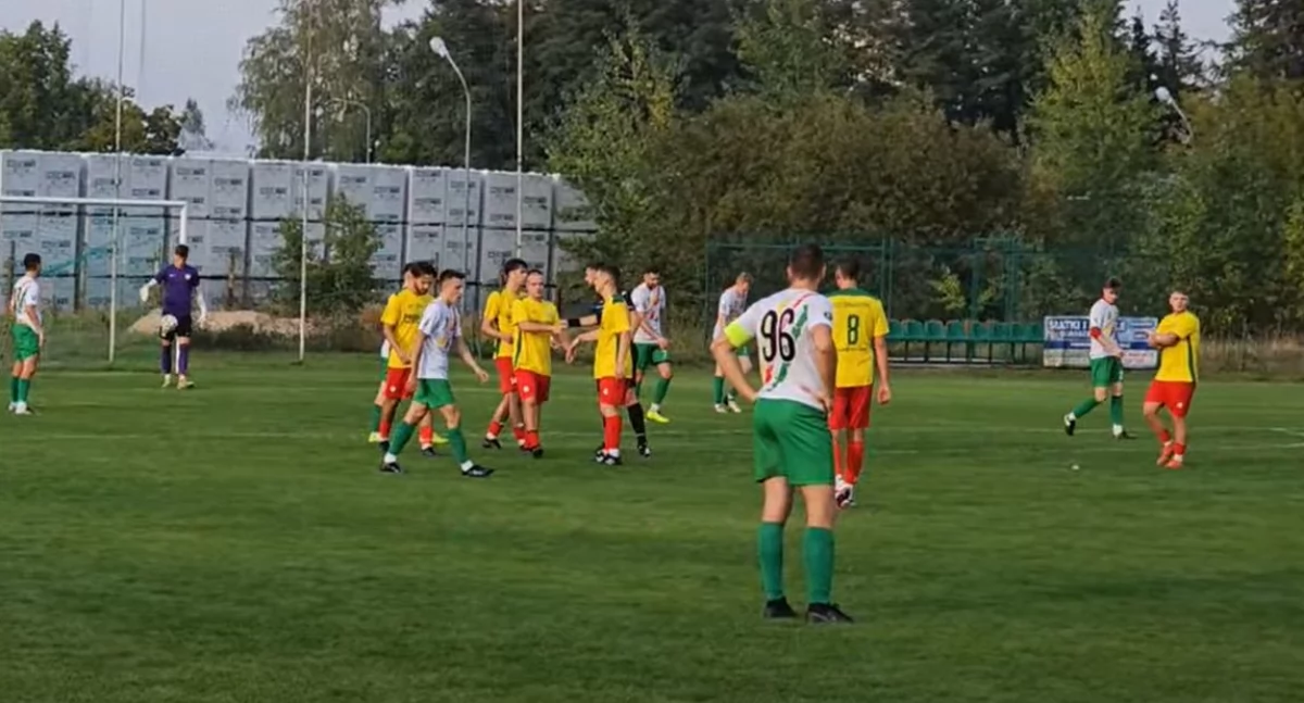 KS Śniadowo pnie się w tabeli. Dublet Cychola. Gol kapitana