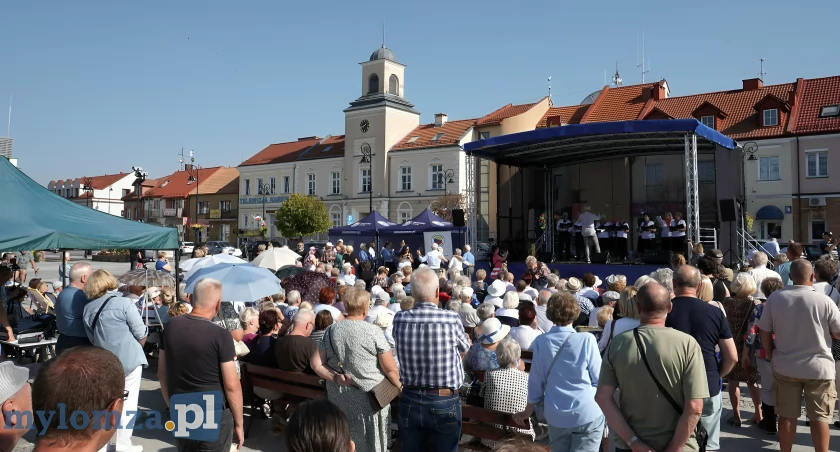 Tańce, śpiewy i badania! Tak się bawi Seniorada [VIDEO i FOTO]