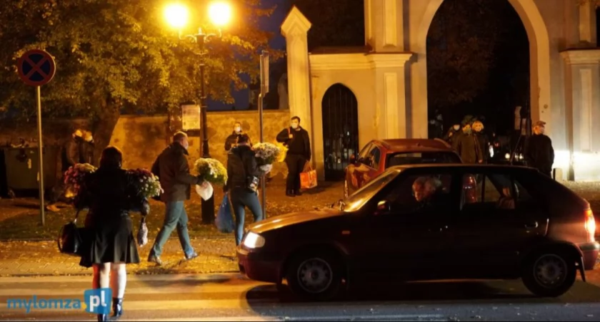 Zmiany w organizacji ruchu przy cmentarzach w Łomży