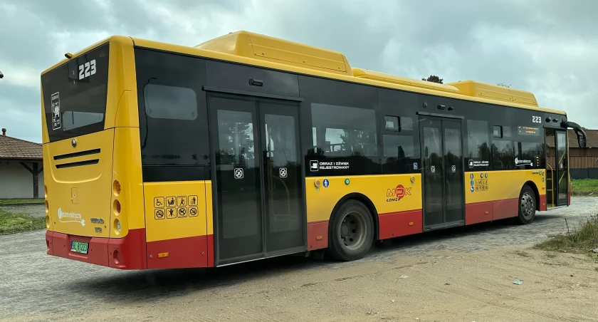 Specjalna linia autobusowa na dzień Wszystkich Świętych w Łomży