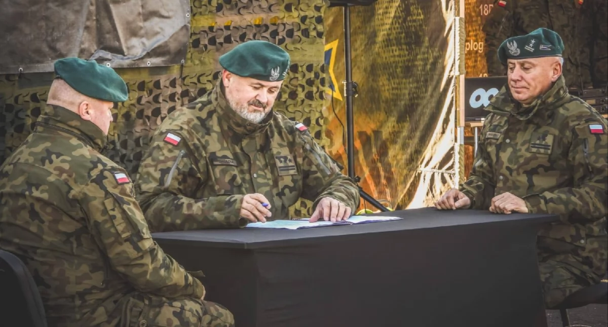 Nowy szef sztabu 18. Pułku Logistycznego w Łomży [FOTO]