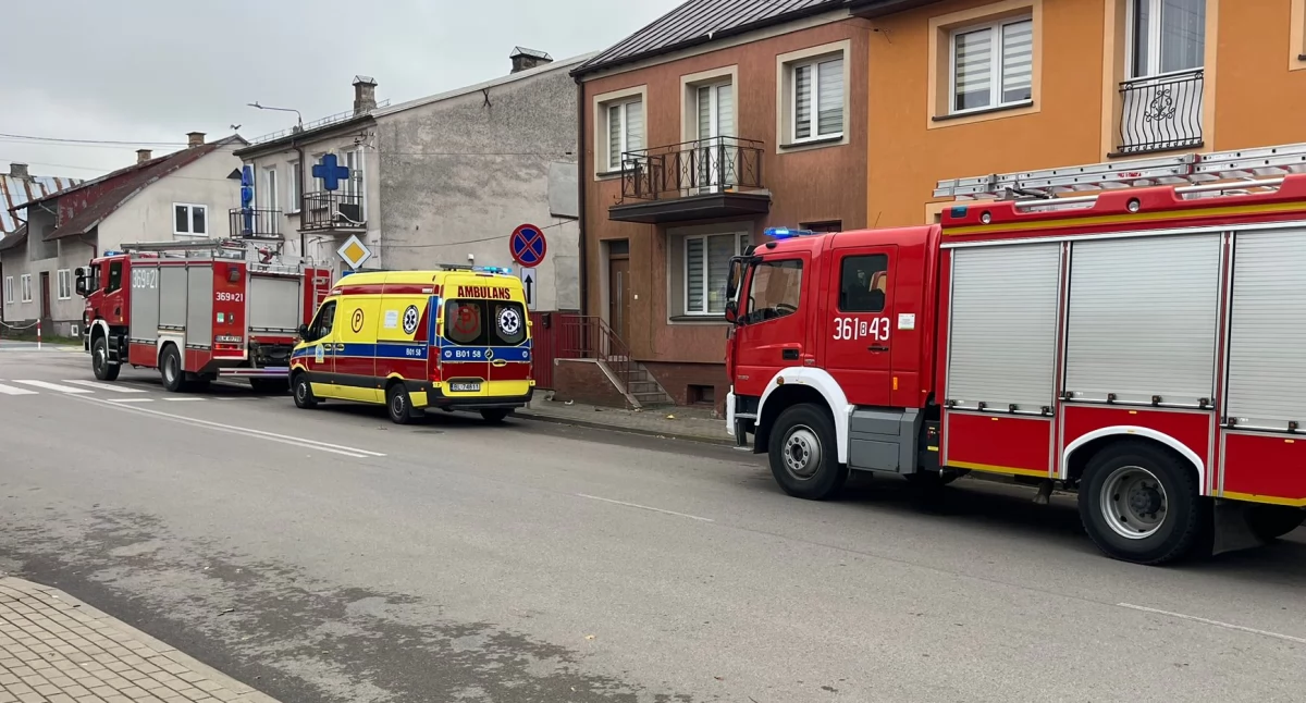 Dramatyczna akcja w aptece w Jedwabnem. Uratowano 60-latkę!