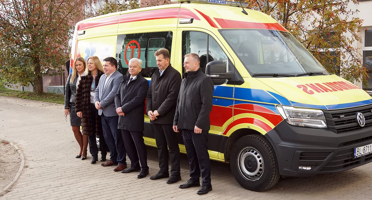 Łomżyński szpital ma nowy ambulans [VIDEO i FOTO]