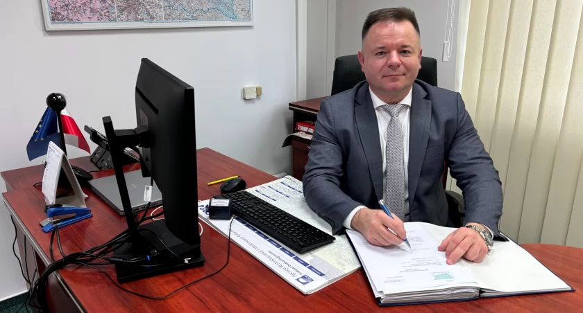 Podlaski Oddział Regionalny ARiMR informuje:  Zaliczki dopłat bezpośrednich i obszarowych oraz inne środki pomocowe trafiają do rolników