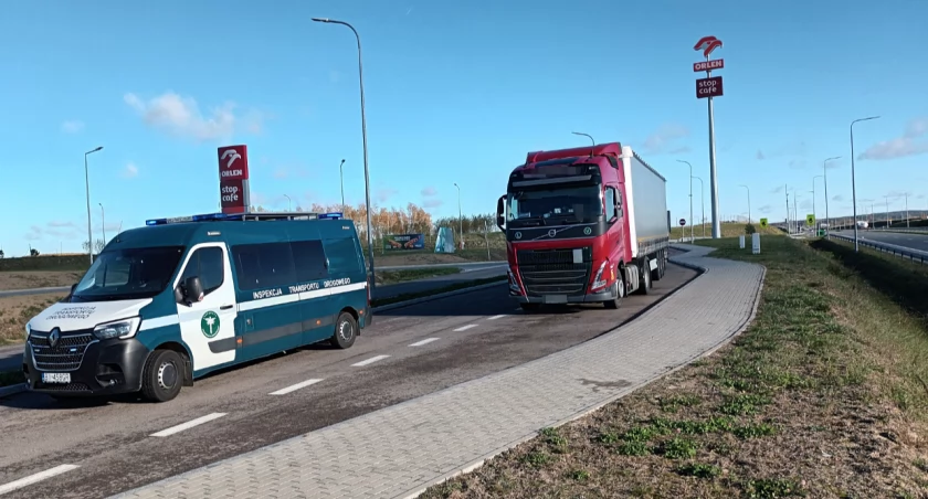 Ucieczka nie pomogła! Ciężarówka z Uzbekistanu na parkingu strzeżonym po kontroli łomżyńskiego ITD
