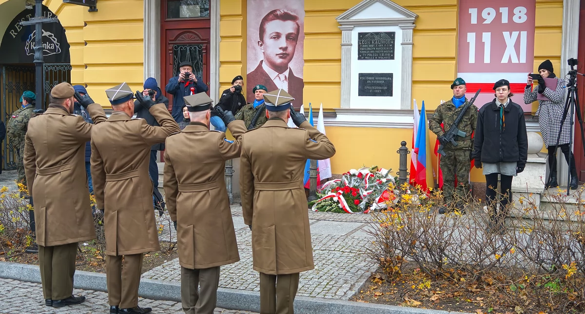 Łomża uczciła 106. rocznicę odzyskania niepodległości przez Polskę [VIDEO i FOTO]