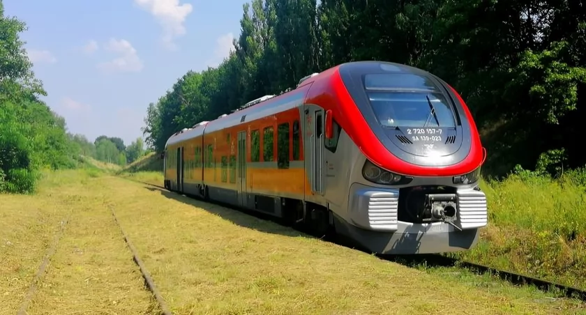Polregio zapewni 4 pary pociągów do Łomży