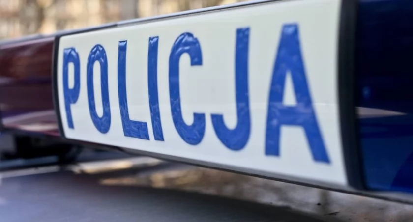 28-latka ukradła tusz do rzęs i rozcięła nos ochroniarzowi