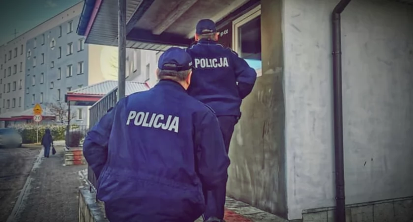 Kolejni poszukiwani złapani. Jeden z nich odpowie za kradzież rozbójniczą 